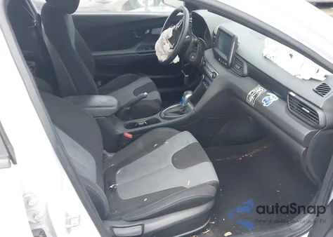 2019 Hyundai Veloster 2.0 z USA, uszkodzony, nr VIN KMHTG6AF8KU018669